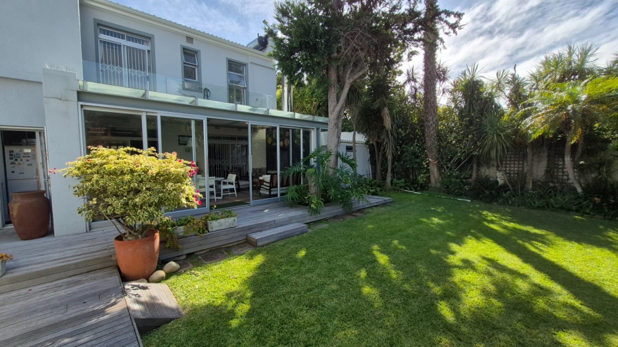4 Bedroom Property for Sale in Summerstrand Eastern Cape